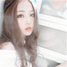 女童被公鸡追着啄 奶奶将鸡抓住宰杀